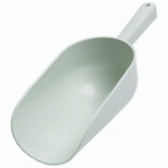 Pigeon supplies and accessories: Plastic feed scoop 17 oz of capacity.